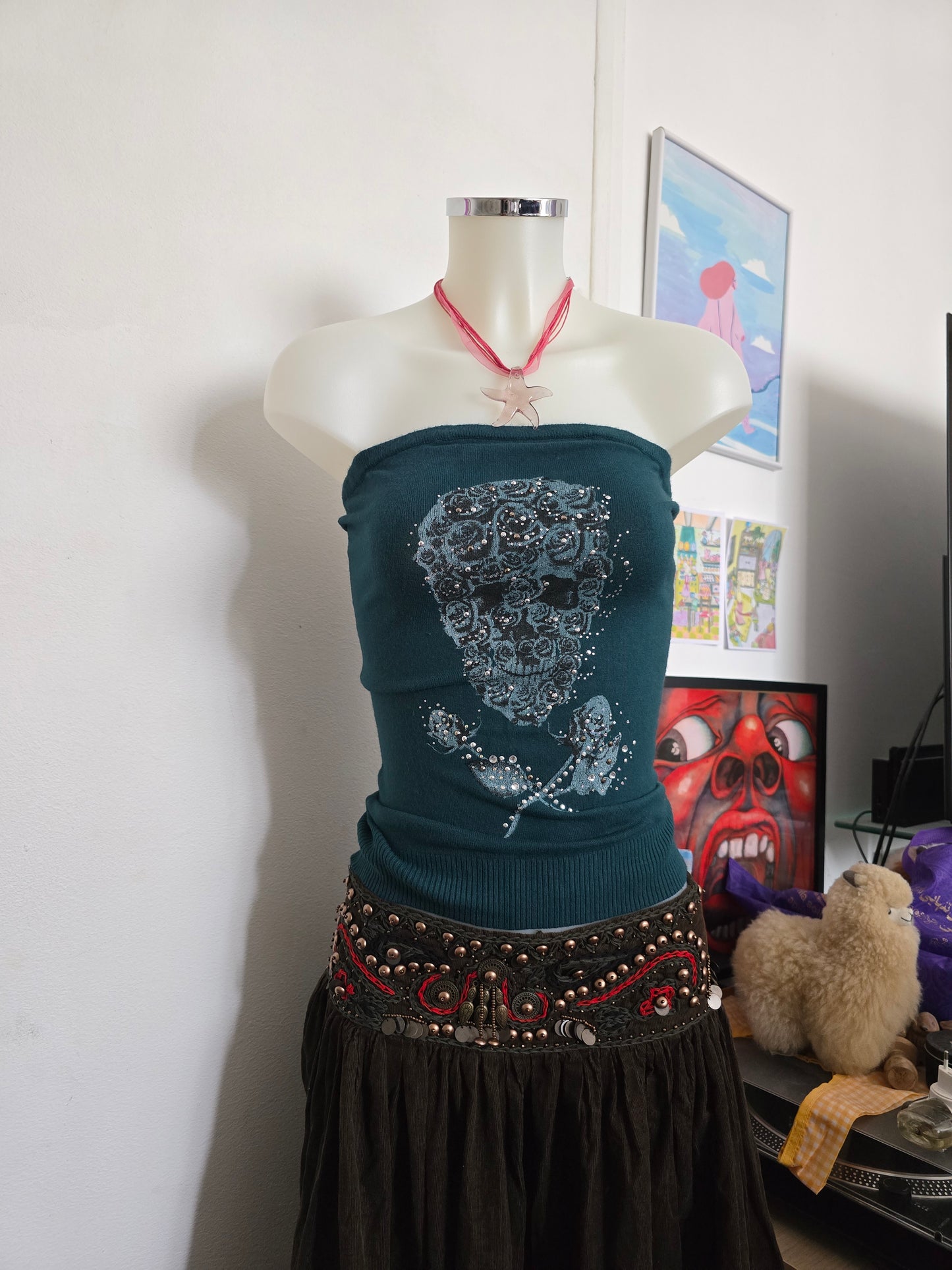 Y2k vintage indiesleaze rhinestone skull off shoulder top