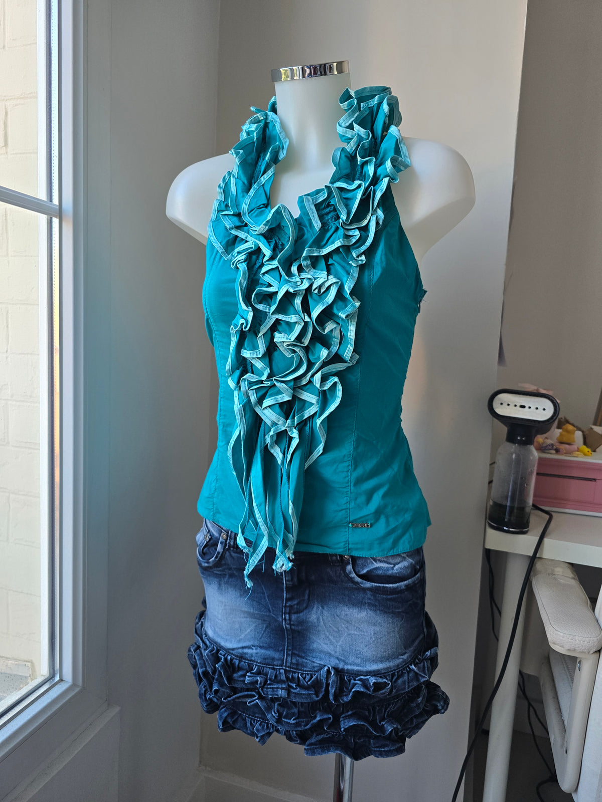 2000s vintage mcbling romantic backless top