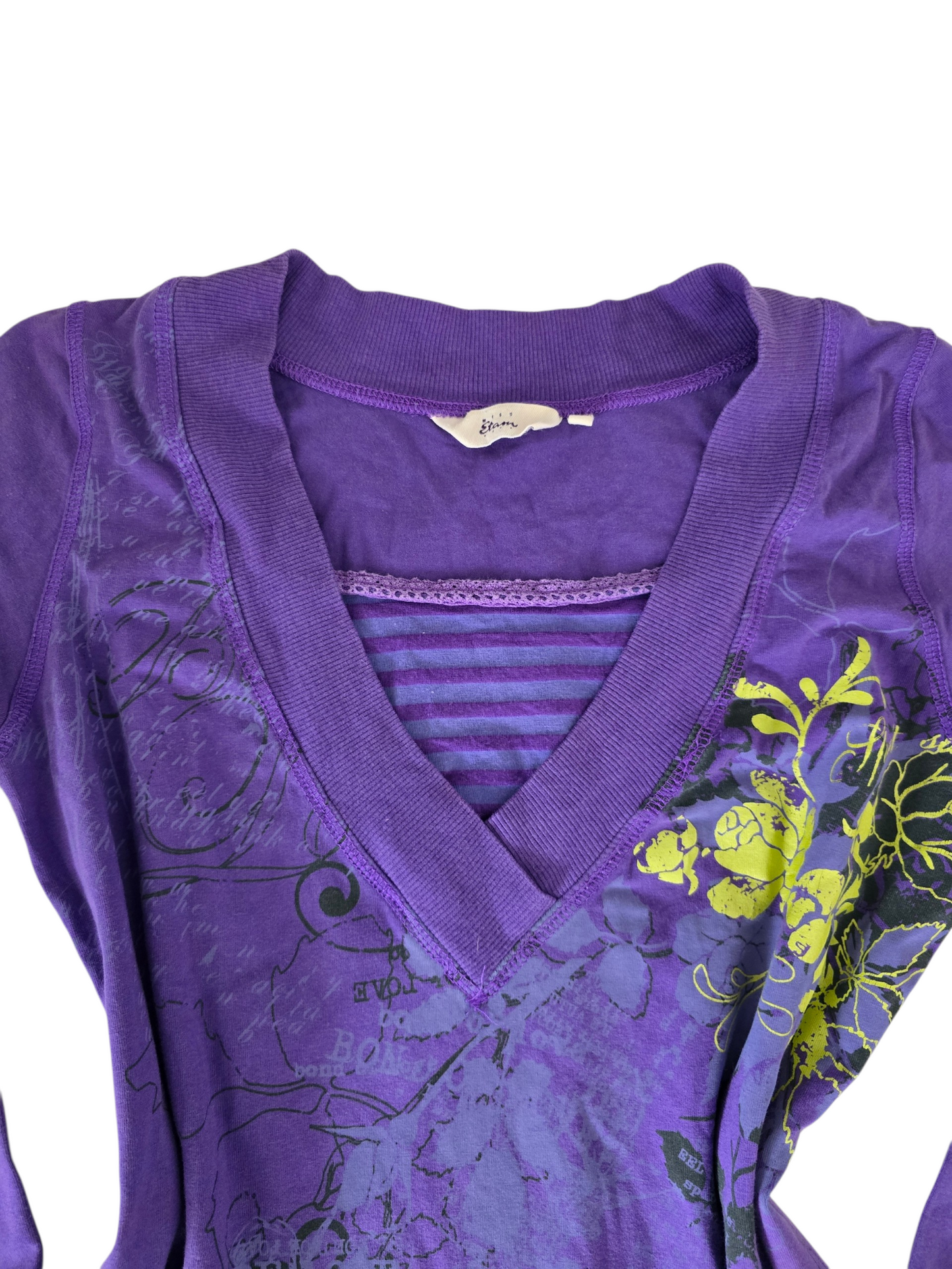 2000s vintage whimsy grunge purple top