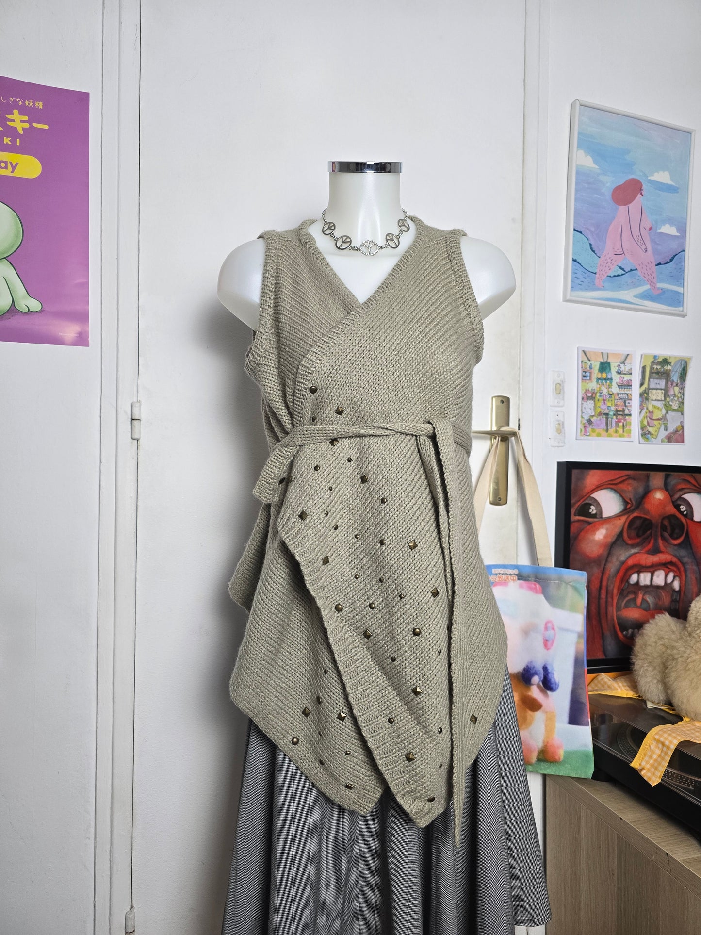 Y2k vintage indiesleaze studded sleeveless cardigan