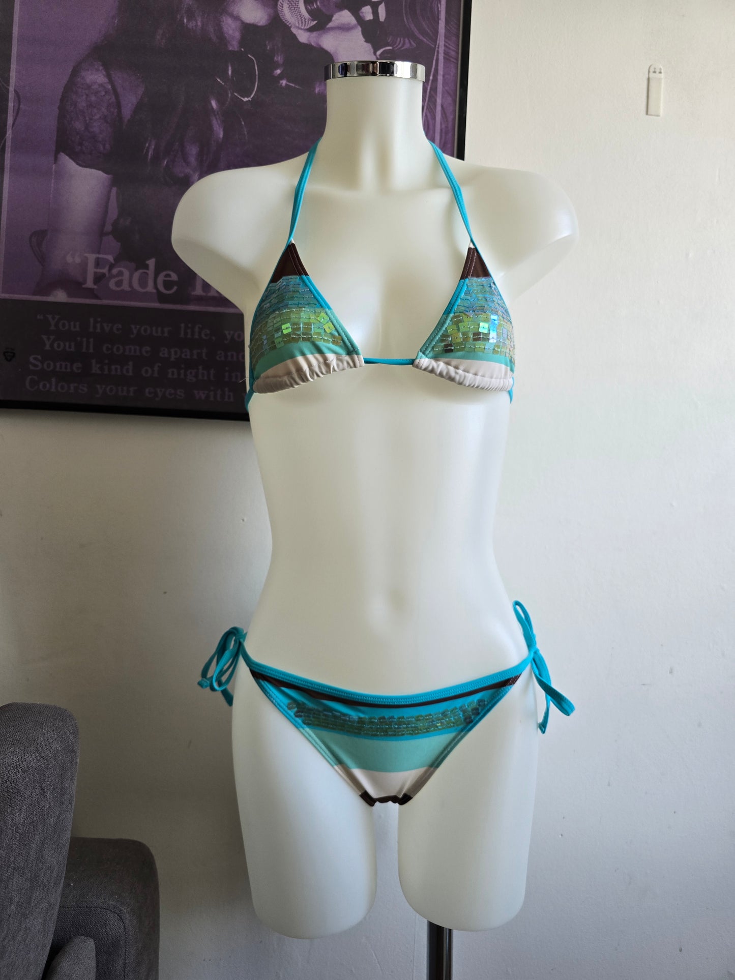 2000s vintage indie sleaze striped sequins bikini