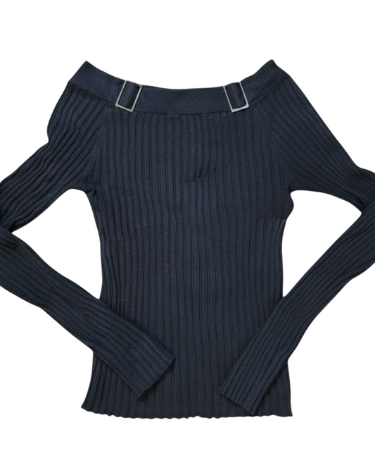 00s black ribbed fitted sweater