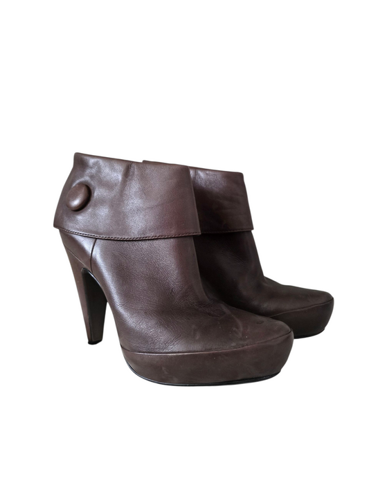 00s vintage indie sleaze button detail platform ankle boots