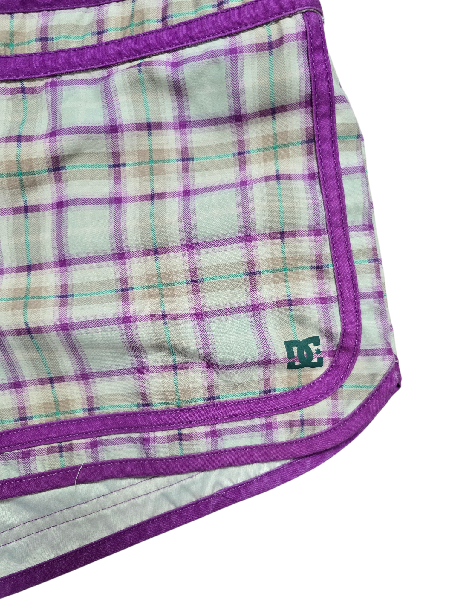 2008 vintage DC swag low waist plaid short - zimfriperie