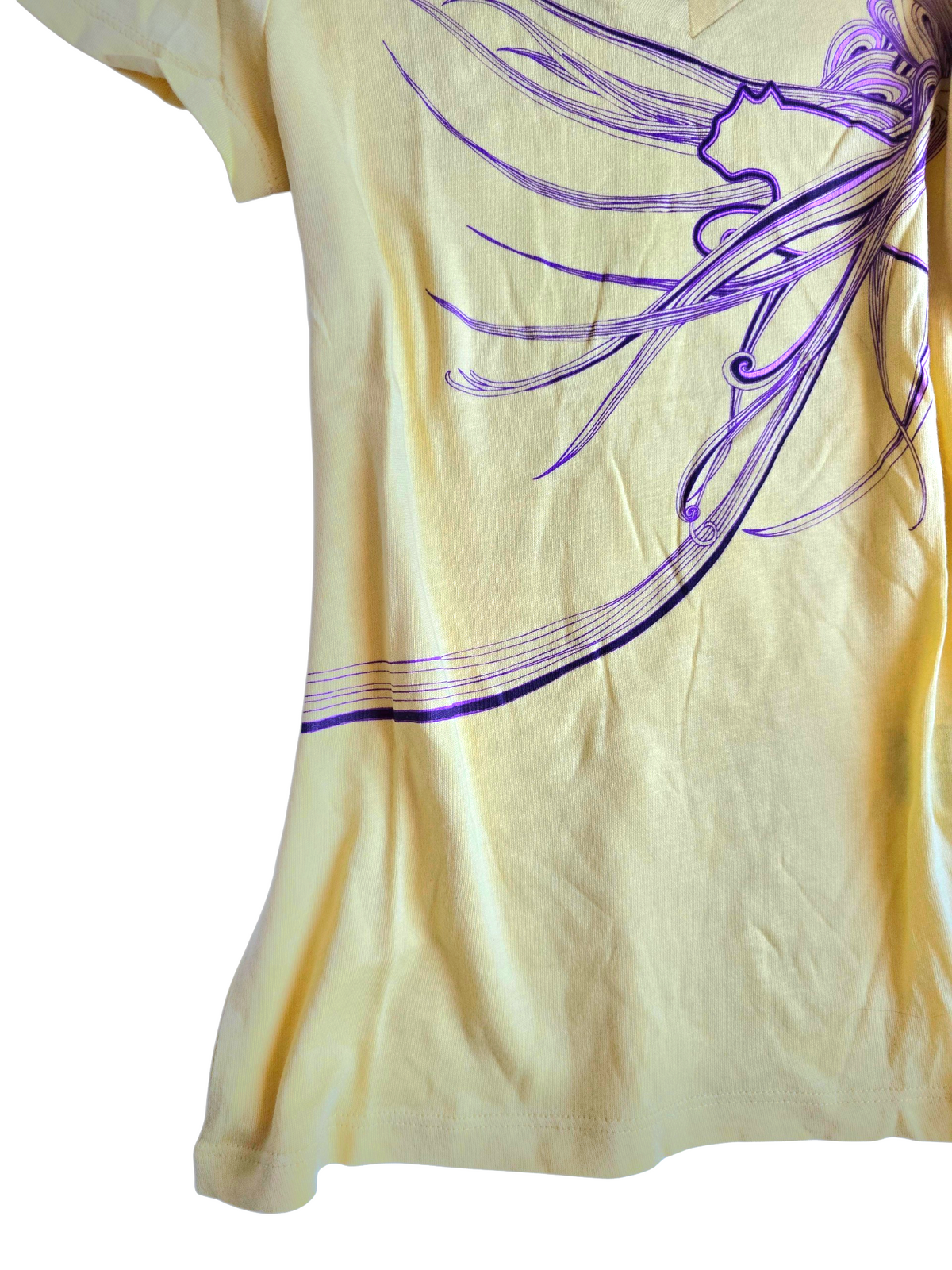 2000s vintage activewear graphic tshirt
