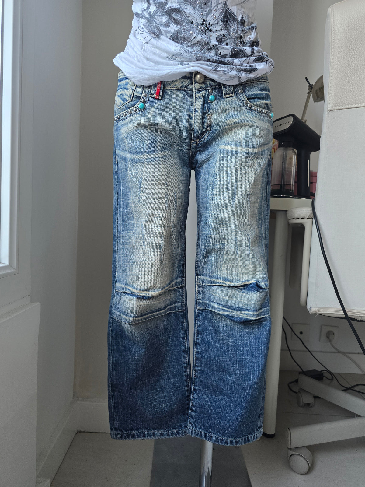 2000s vintage bootcut low rise mcbling studded capri pants