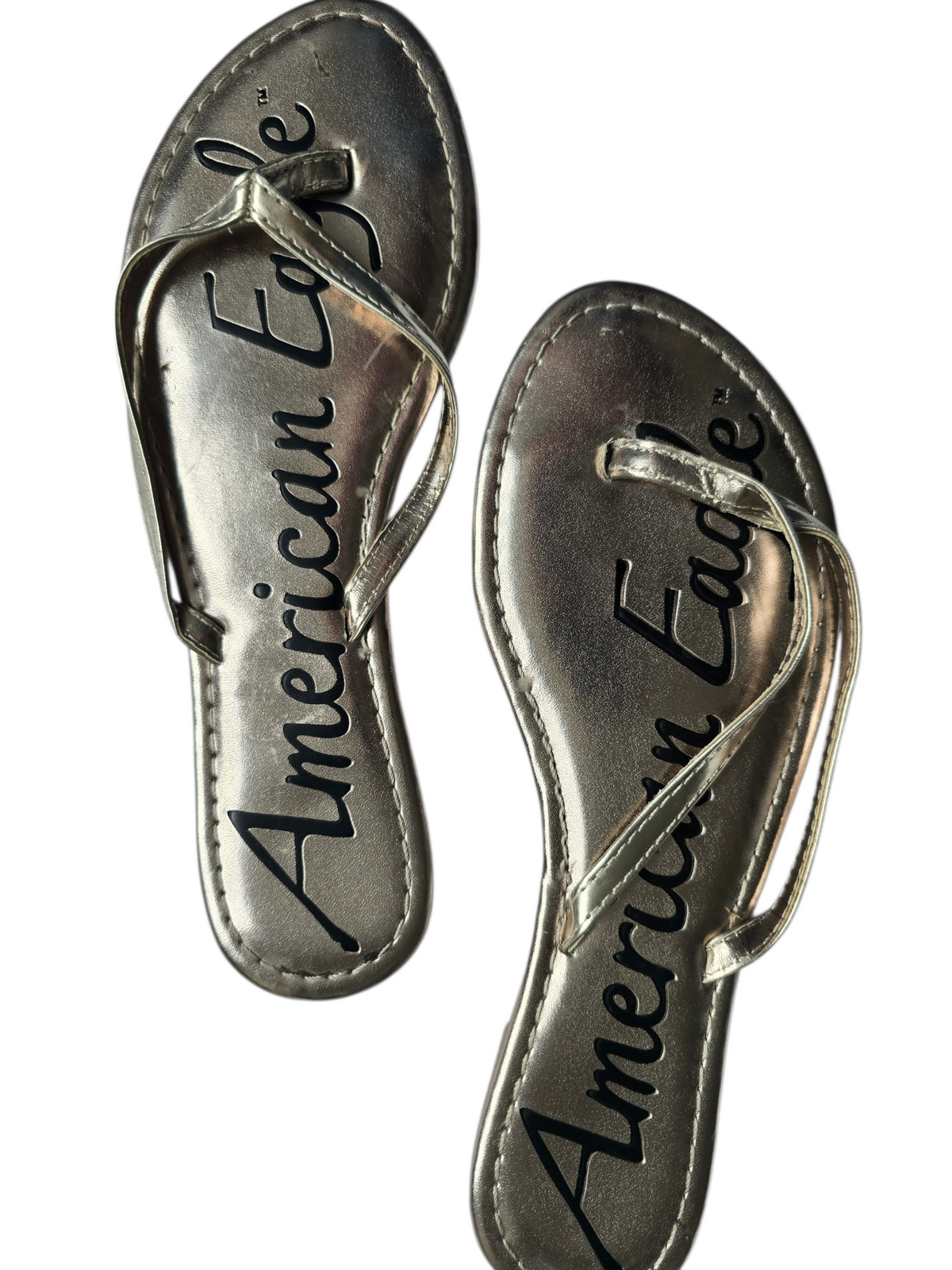 2000s vintage American Eagle flip-flops