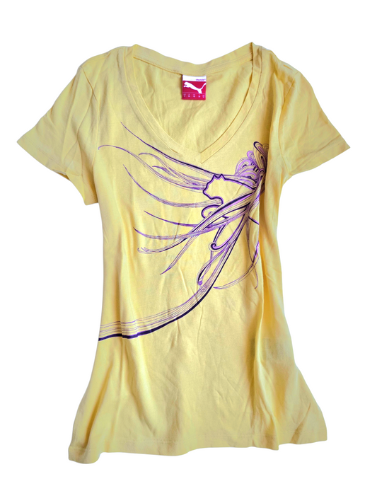2000s vintage activewear graphic tshirt