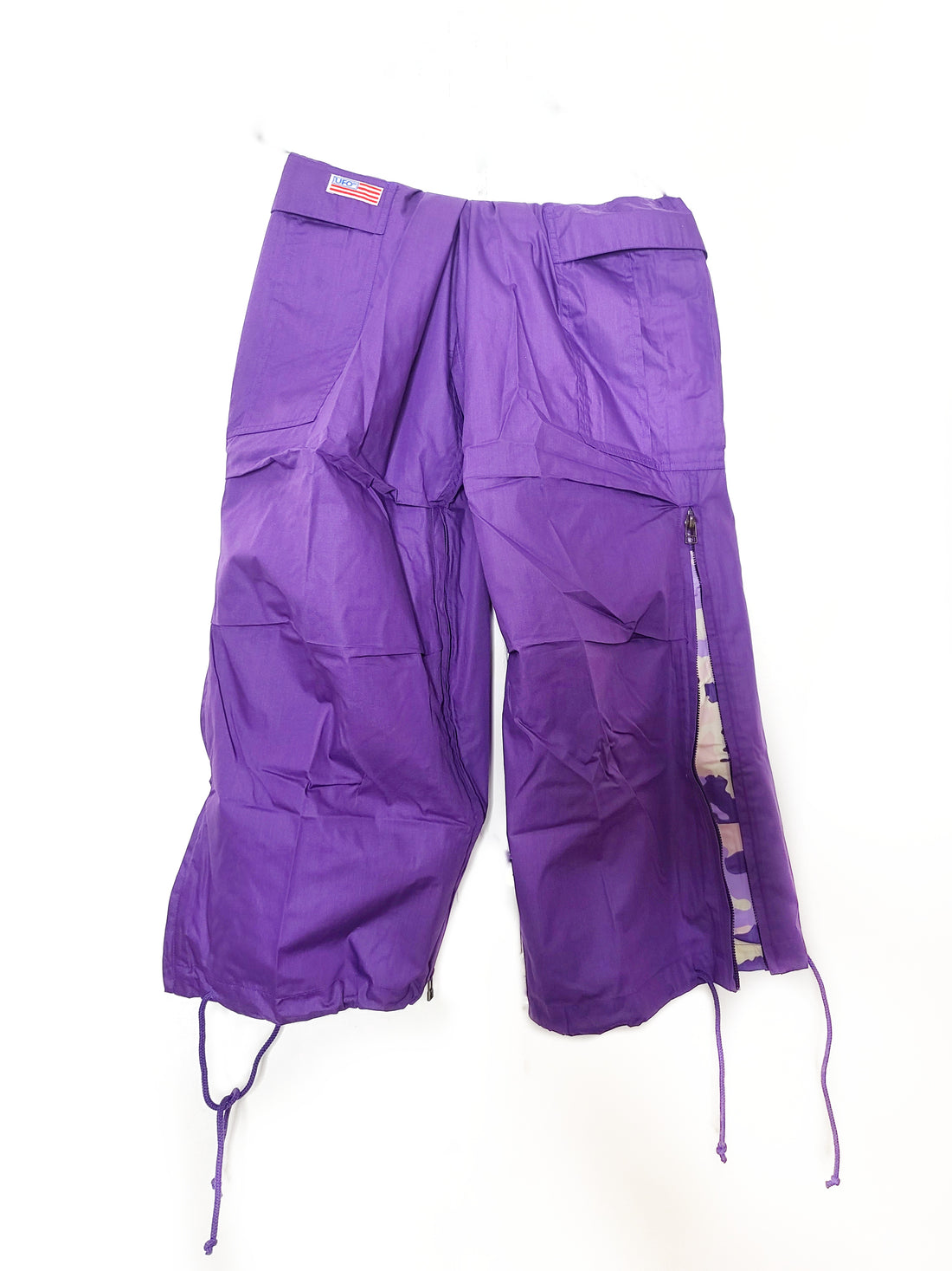 Cargo parachute violet