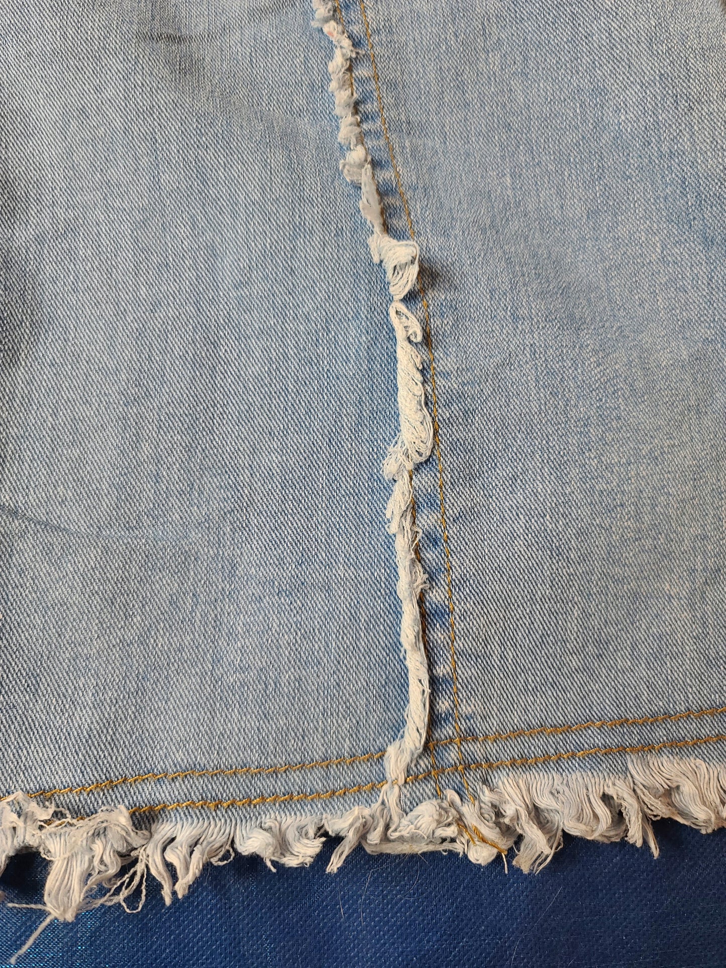 Jupe en jean y2k destroy - zimfriperie