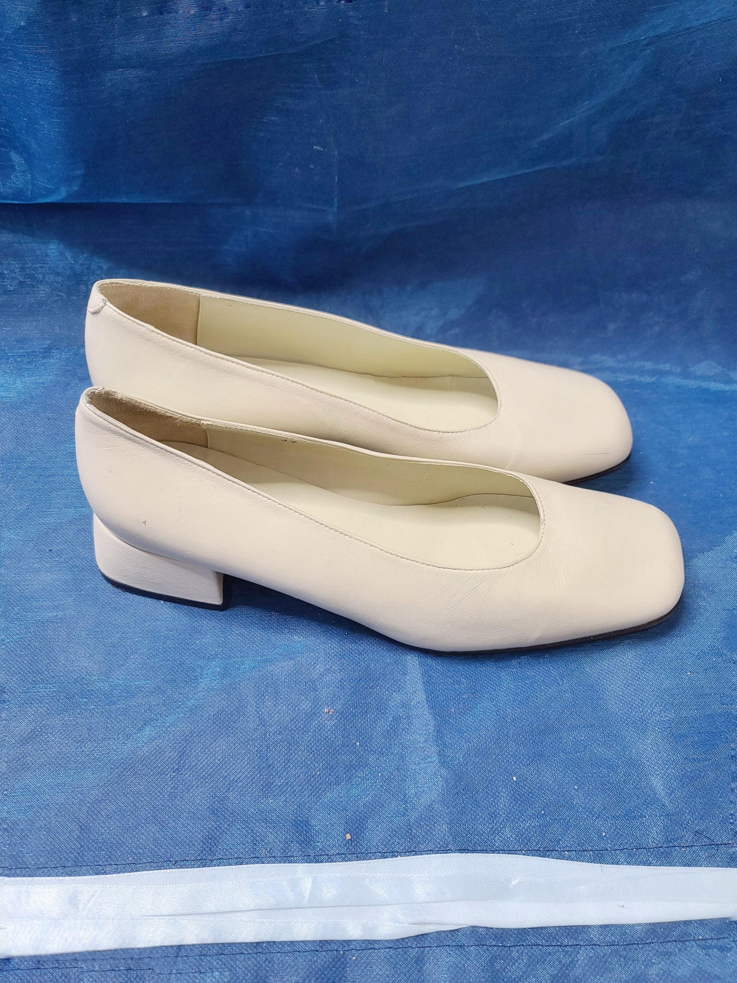 Escarpins vintage crème - zimfriperie