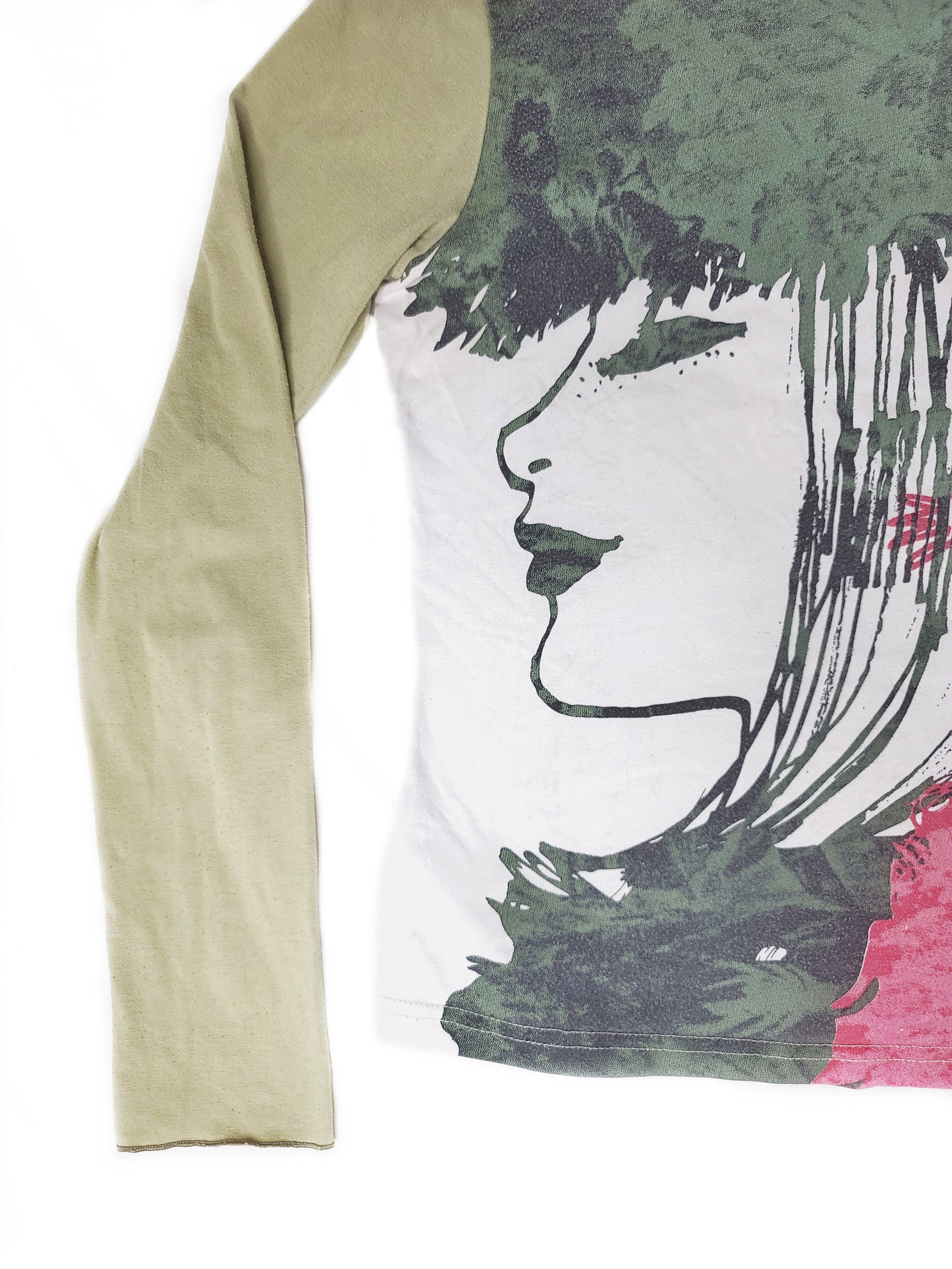 Top vintage 2000s graphic pastel