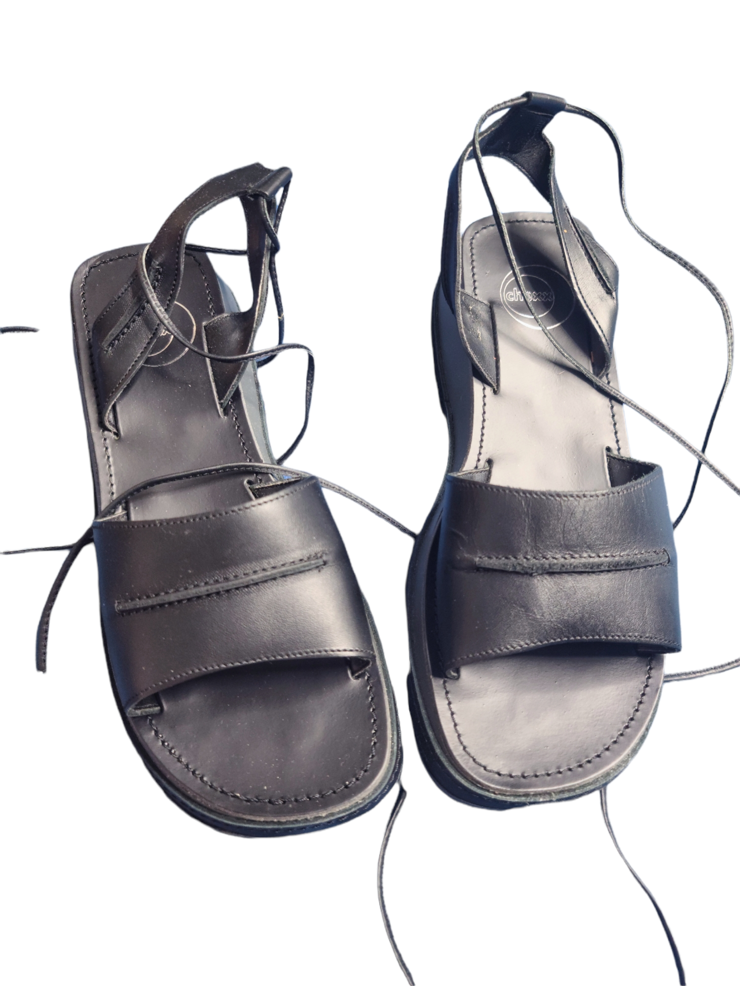 Bratz shoes 90s platform grunge vintage sandales noires