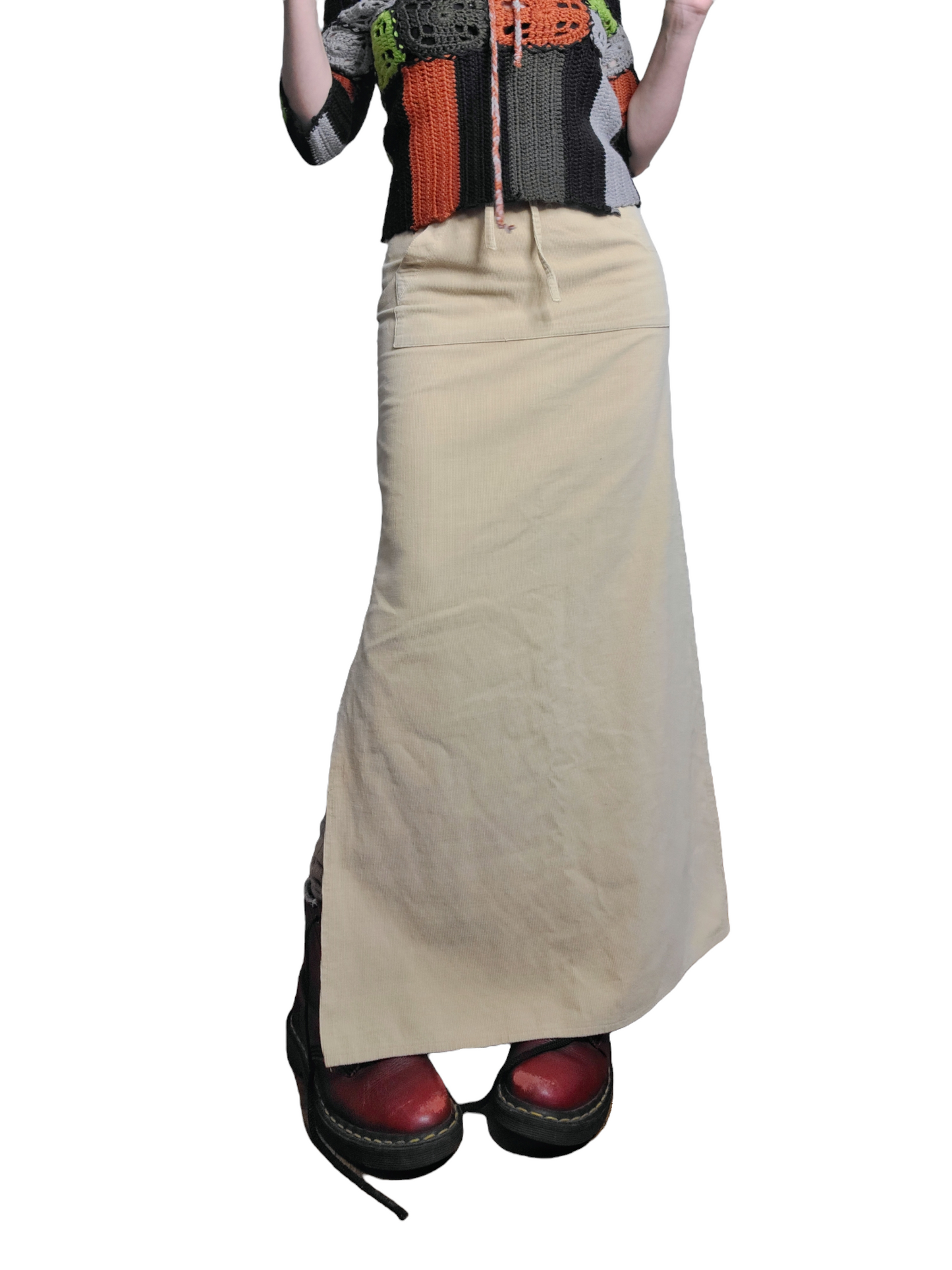 Longue jupe 90s neutral style