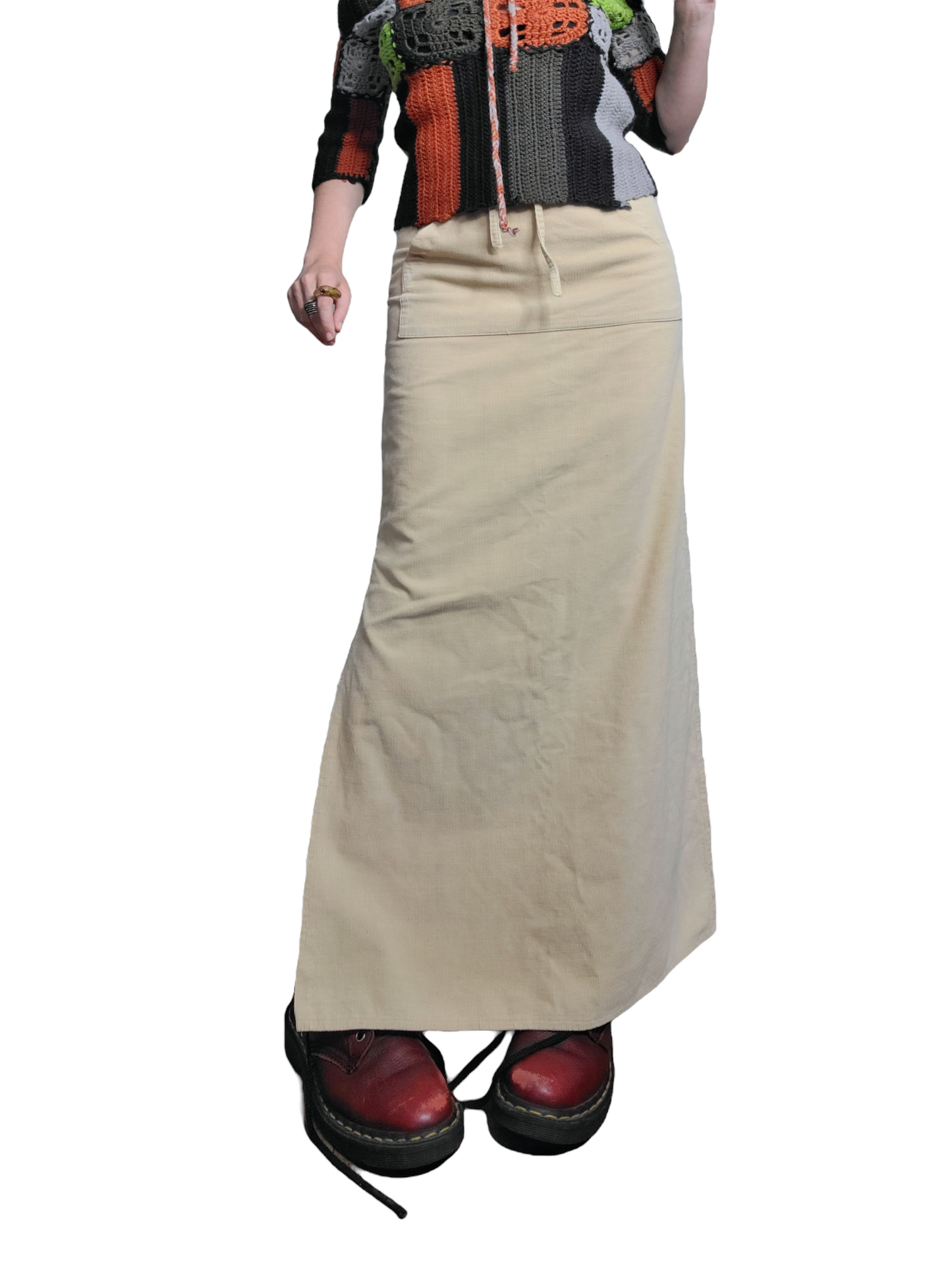 Longue jupe 90s neutral style