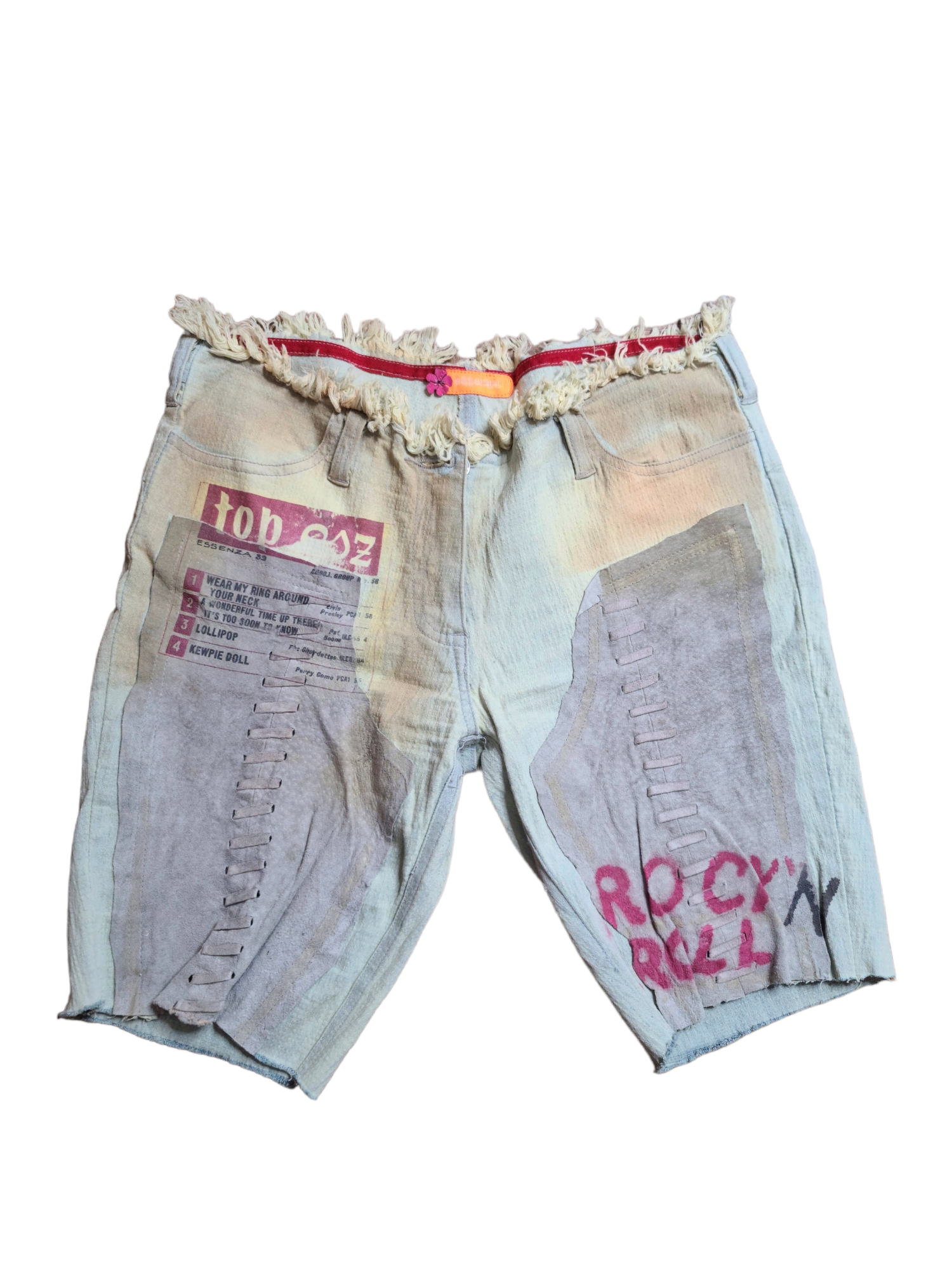 Archive rare vintage fashion 90s y2k cyber grunge cybergrunge short jean delavé patchwork tagd graffiti printed destroy rock avant garde postapo