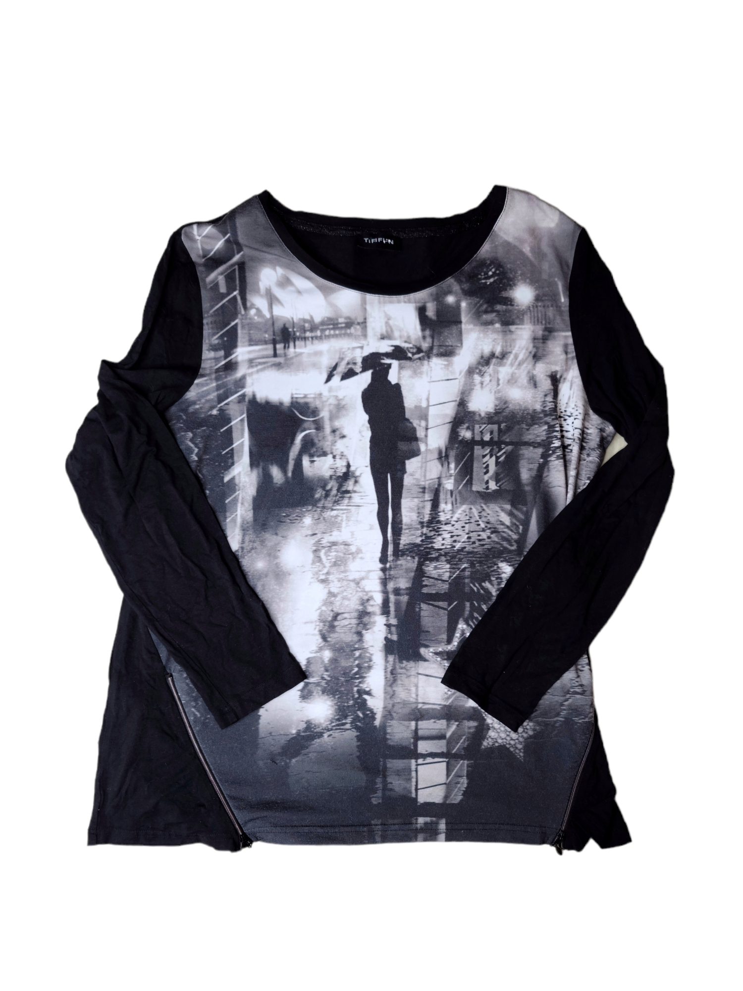 Top cybery2k 2000 vintage dystopian y2k printed photographie noir et blanc vintage rave avantgarde futuristic