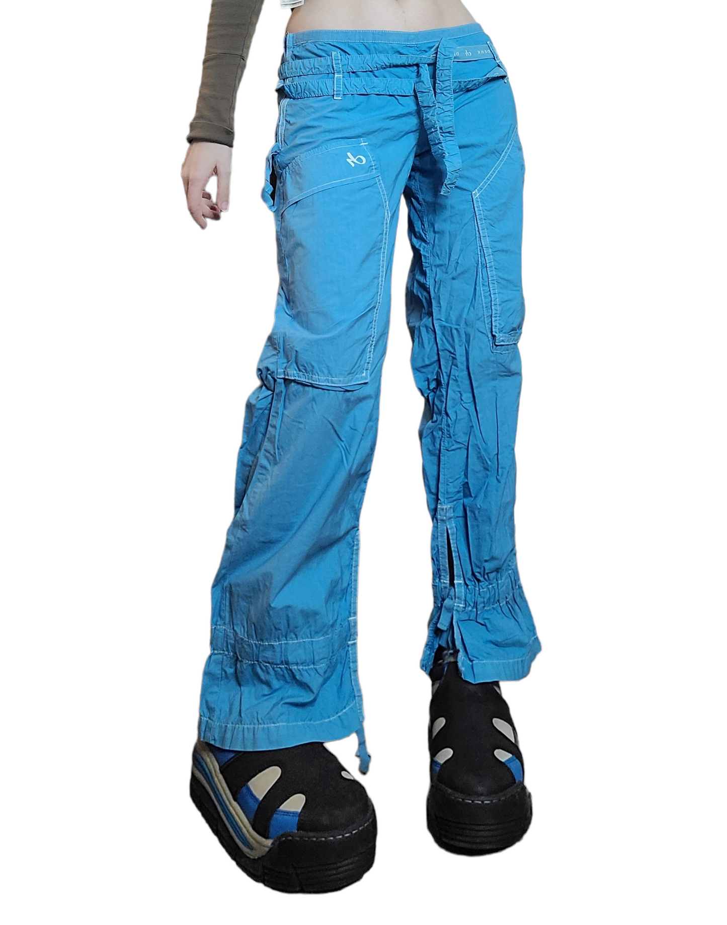 Cargo parachute gorpcore