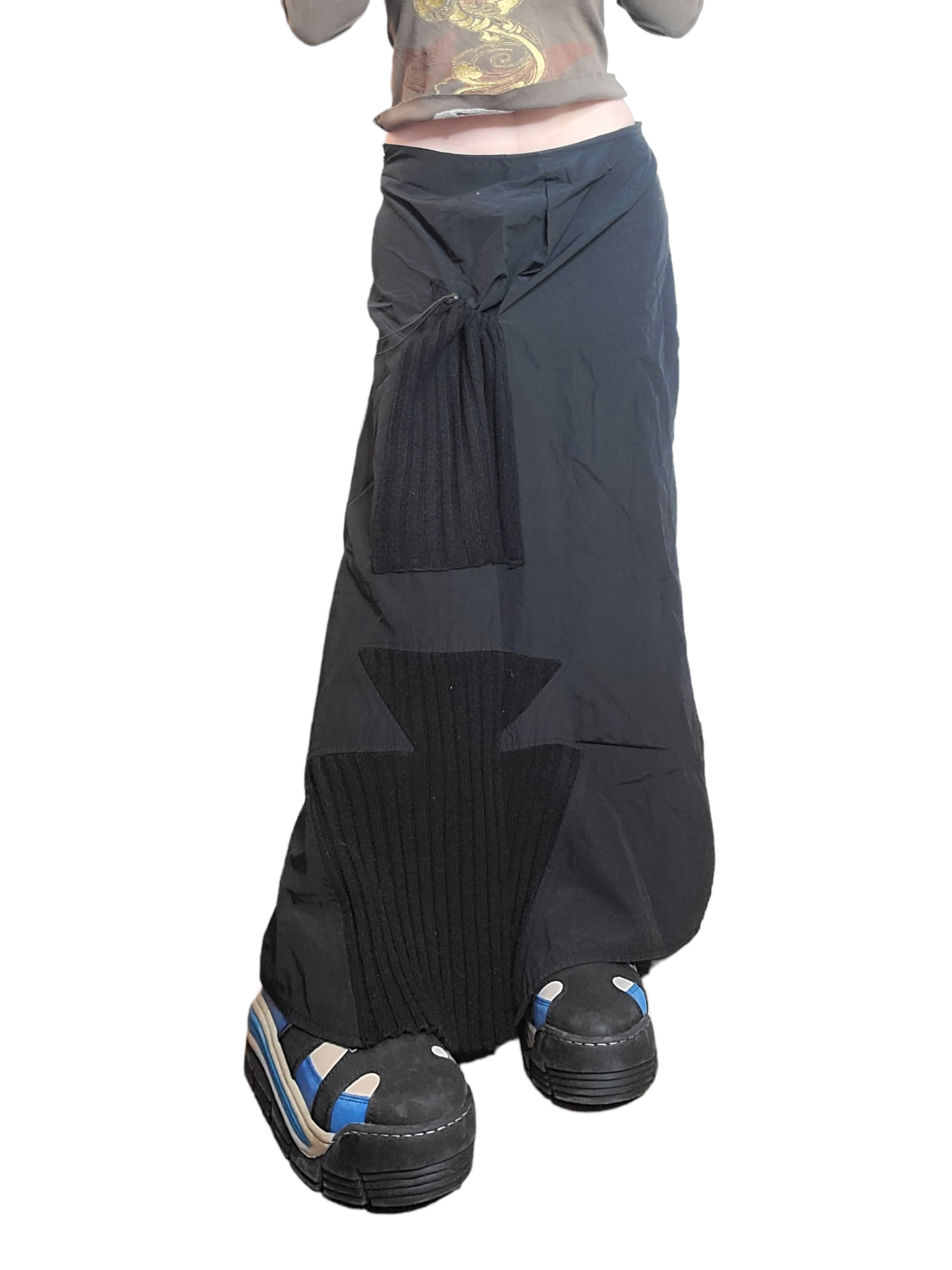 Maxi skirt parachute gorpcore subversive basics