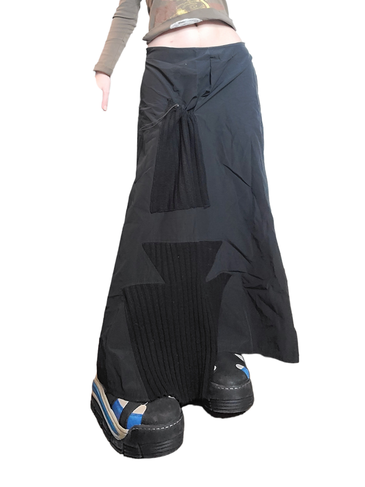 Maxi skirt parachute gorpcore subversive basics