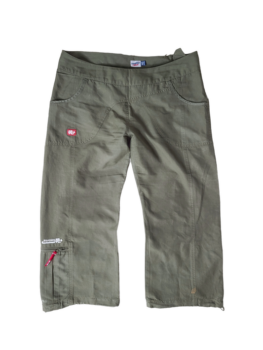 Gorpcore parachute shorts