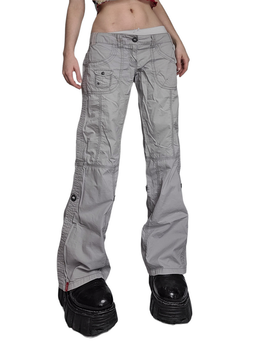 Cargo grunge neutral style