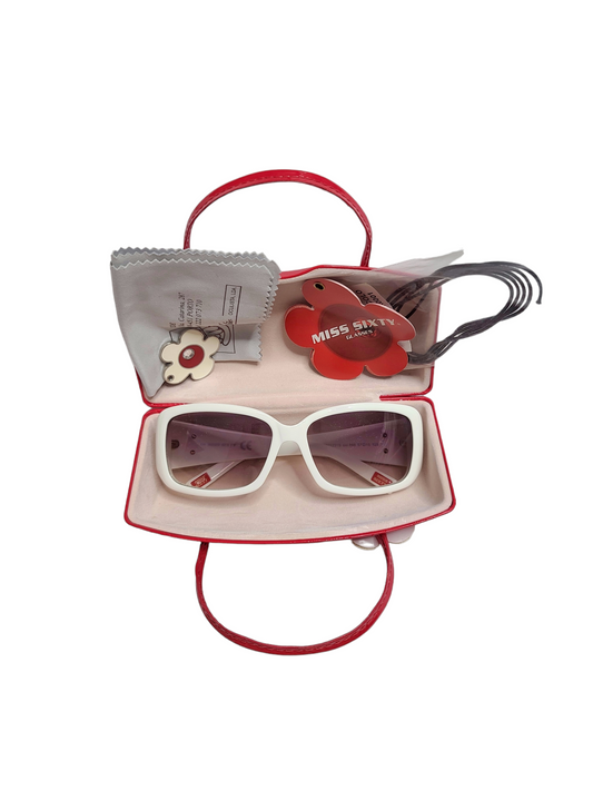 Lunettes de soleil vintage seventies archive miss sixty y2k 90s 