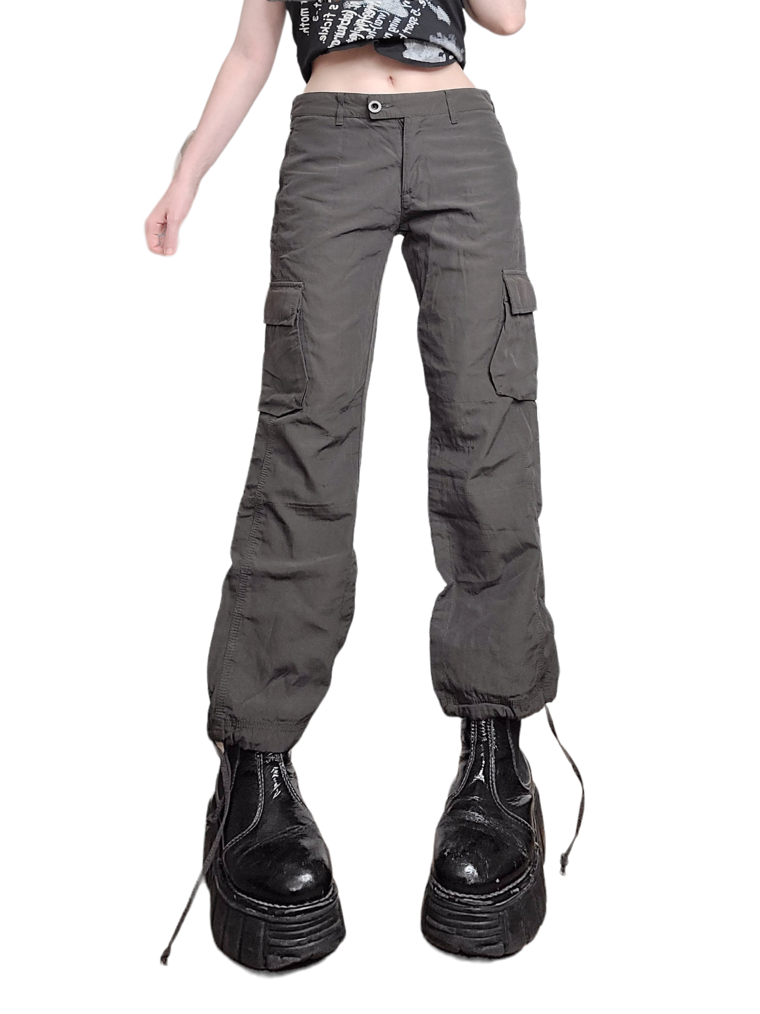 Parachute cargo marron gorpcore techwear mutipoches 90s rave skater utility sportwear