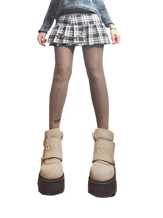 Jupe vintage harajuku punk emo carreaux ghotic noir et blanc chaines plisse japan miniskirt punky fish