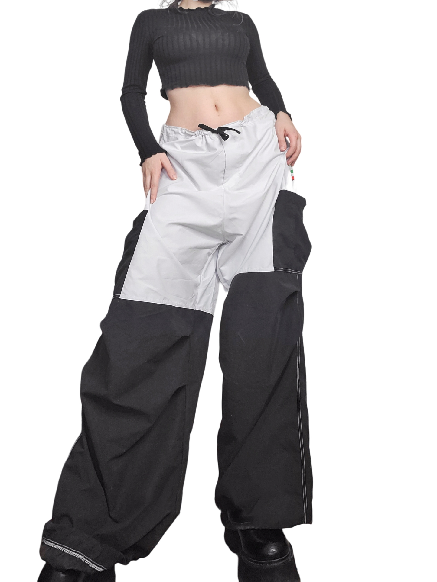 Black and white parachute baggy