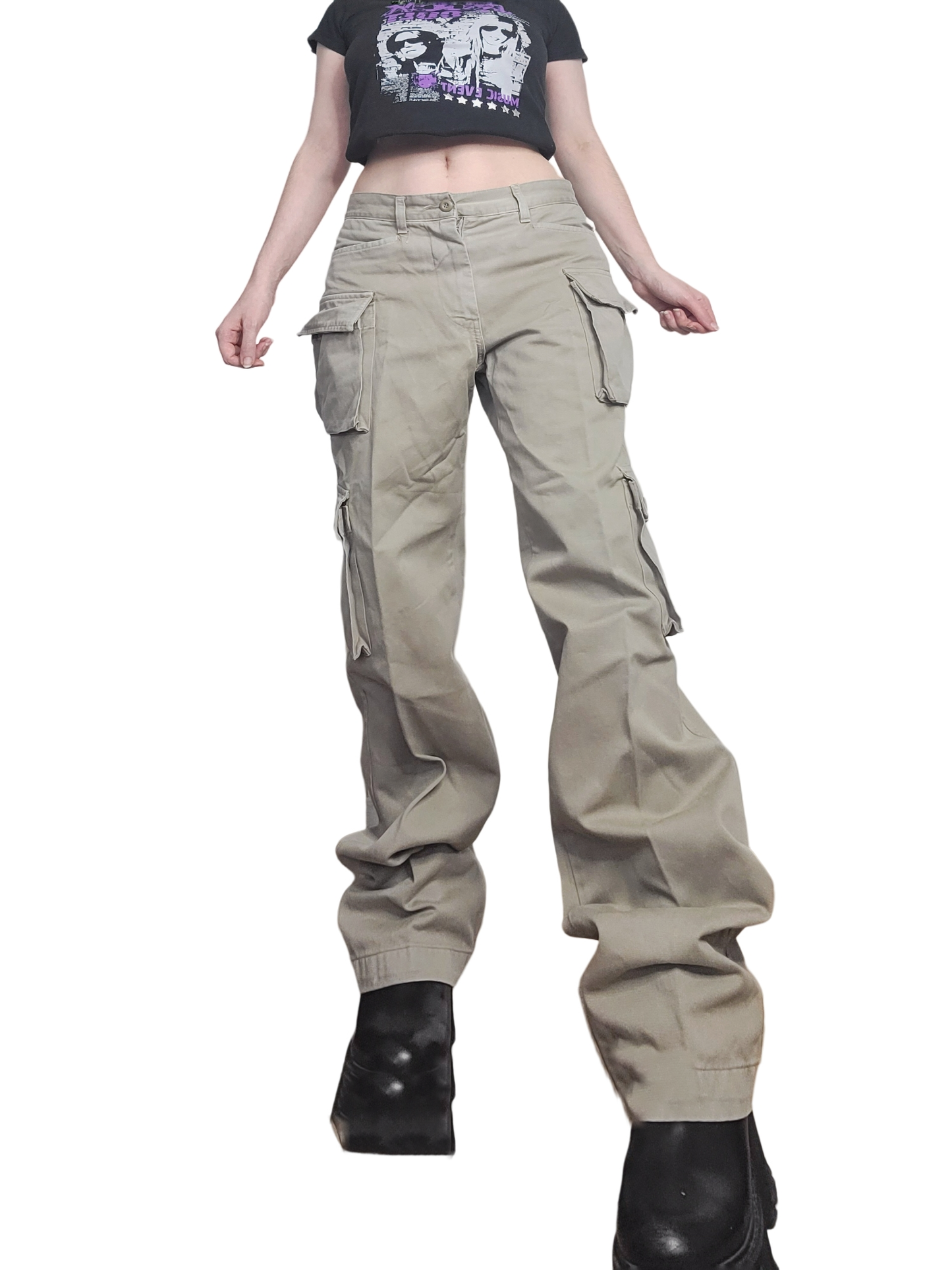 Oversized multi-pocket cargo