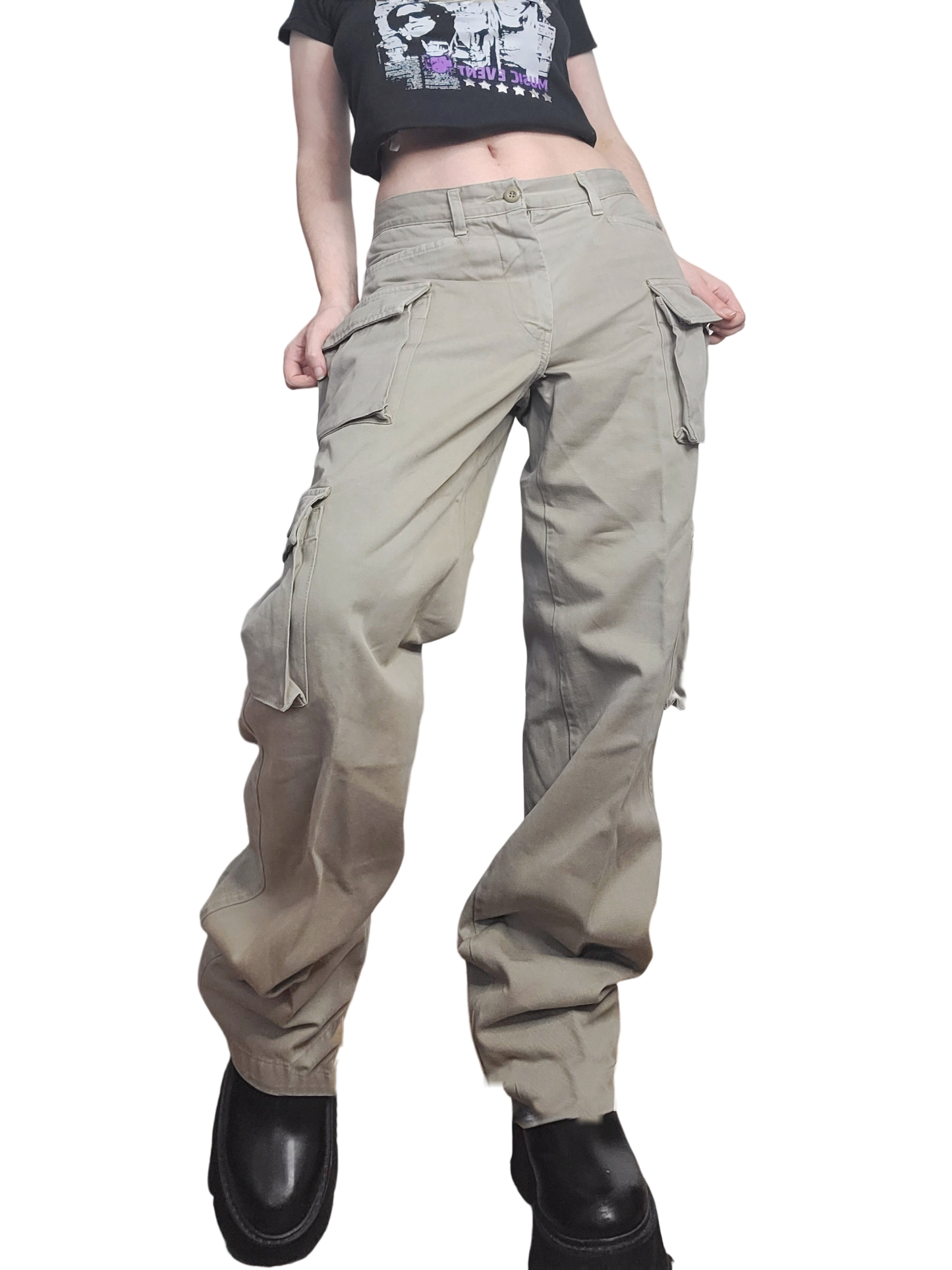 Oversized multi-pocket cargo