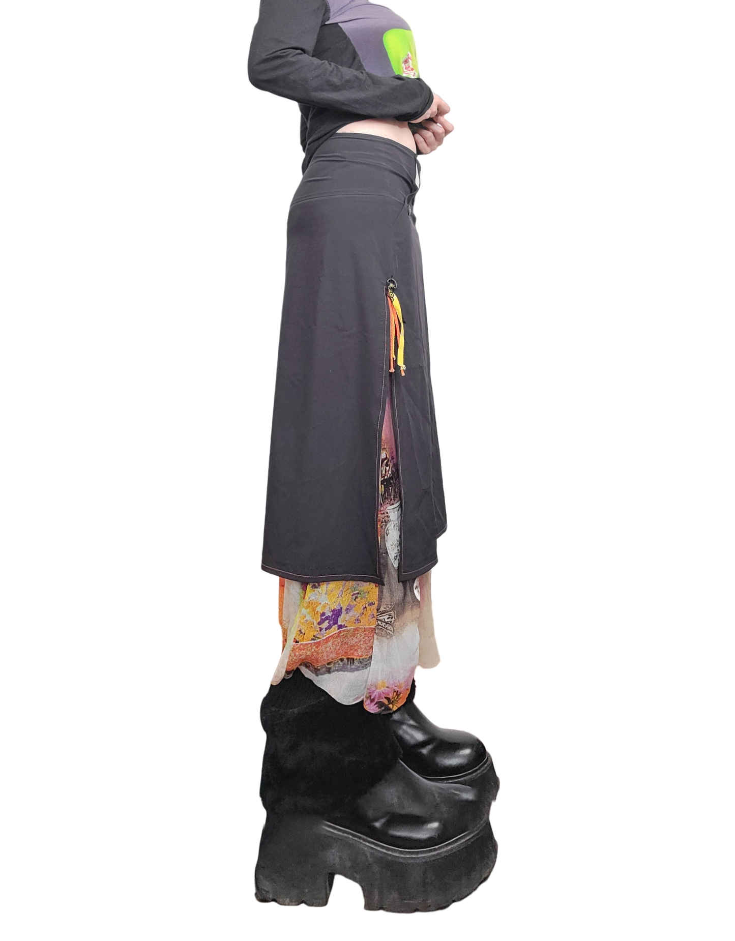 Long harajuku skirt with mesh lining