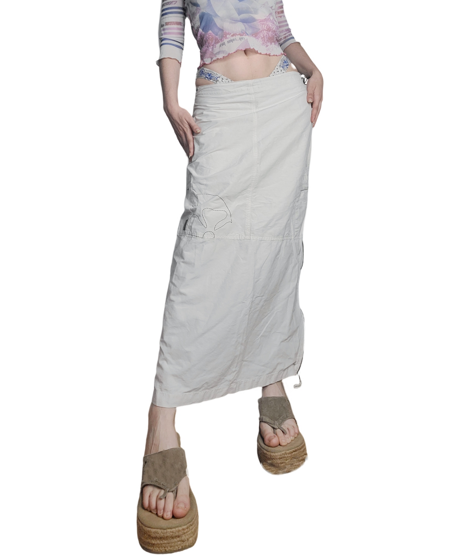 Longue jupe maxi skirt techwear gorpcore sportwear blanche 90s skater