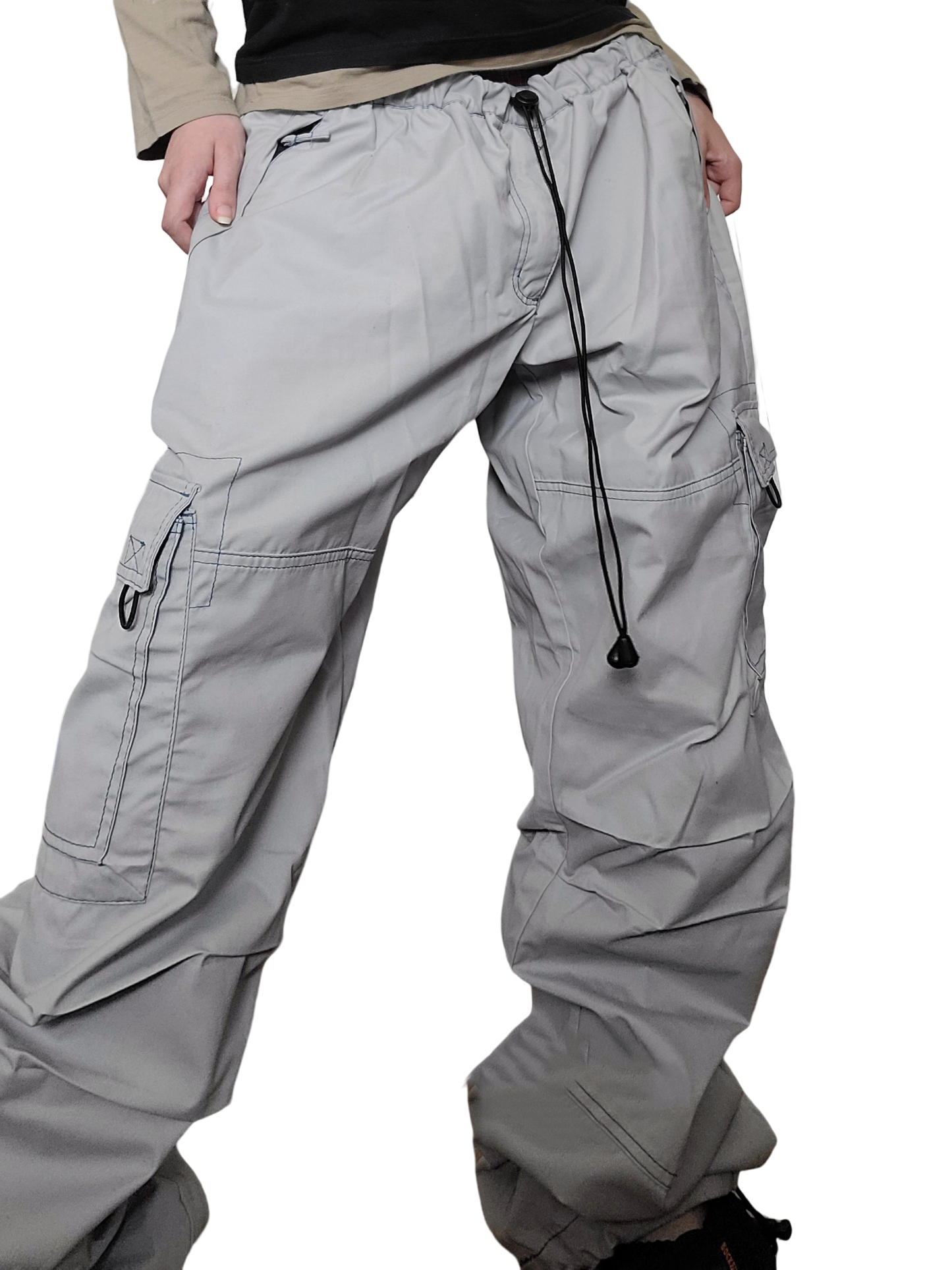 Baggy parachute gorpcore